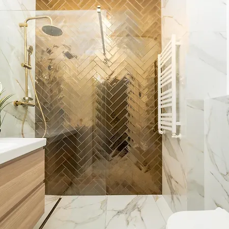 Margi Stella - Luna - Milky Basen Pool Sauna *