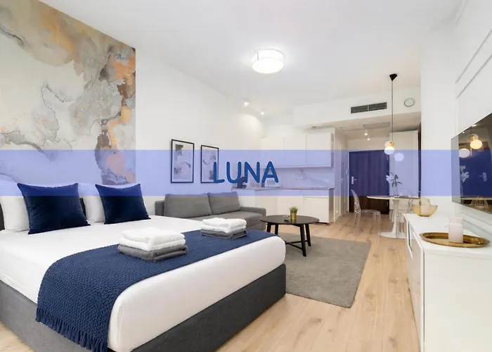 Lägenhet Margi Stella - Luna - Milky Basen Pool Sauna *